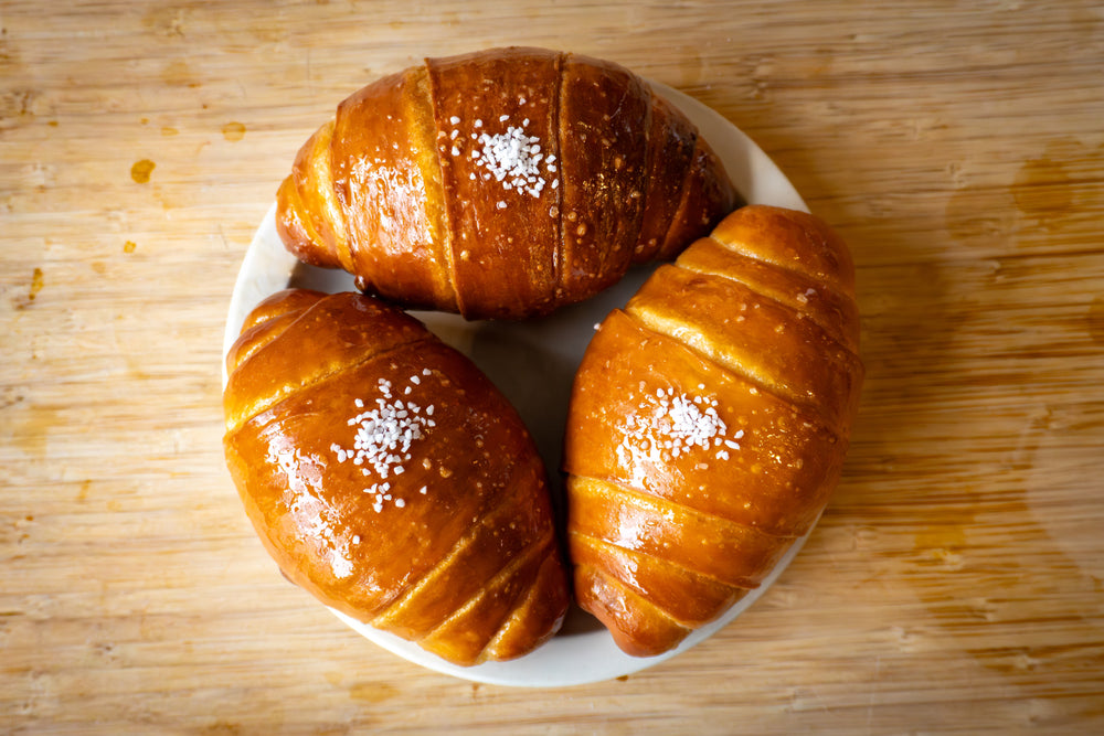 Dozen Korean Salt Bun